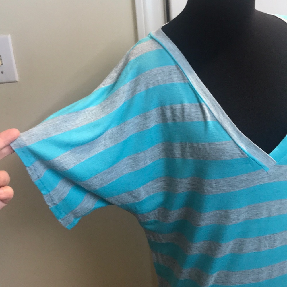 top - Picture 4 of 8